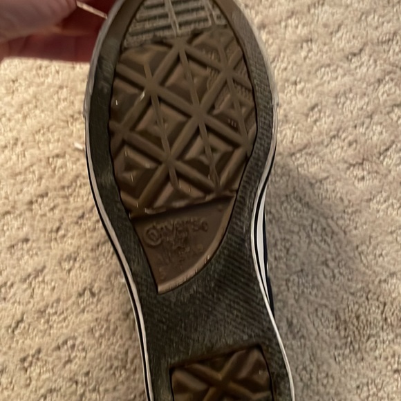 Navy converse - Picture 4 of 5